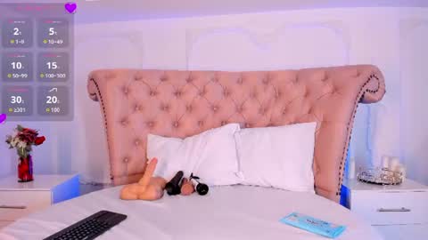 juicykendra online show from 11, 7, 2026