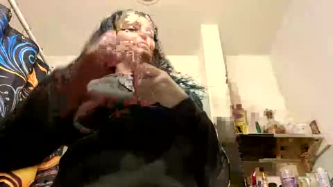 Snapshot of juicymommies chatting on 17, 1, 2026 Darklover1987 online show from 17, 1, 2026