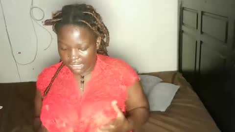 Snapshot of juicyslurrt chatting on 12, 11, 2025 juicyslurrt online show from 12, 11, 2025