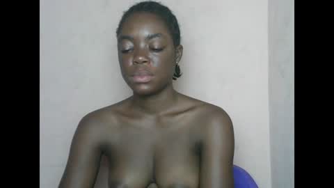 juicyyxboobs online show from 2, 7, 2026