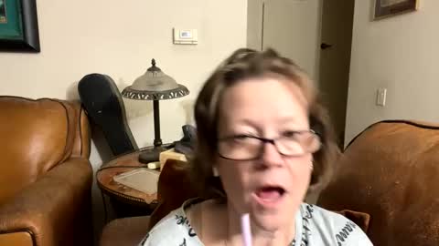 JuJuKitty online show from 18, 10, 2025