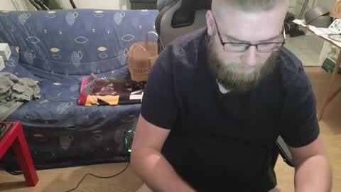 Snapshot of julcs chatting on 17, 12, 2024 Julcs online show from 17, 12, 2024