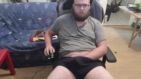 Snapshot of julcs chatting on 20, 12, 2024 Julcs online show from 20, 12, 2024