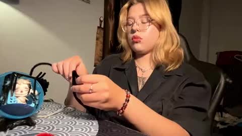 Snapshot of julenecappel chatting on 2, 3, 2026 Elvia online show from 2, 3, 2026