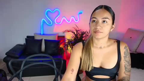 Jules and Gia online show from 17, 2, 2025