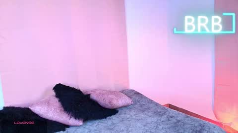 Jules and Gia online show from 13, 1, 2026