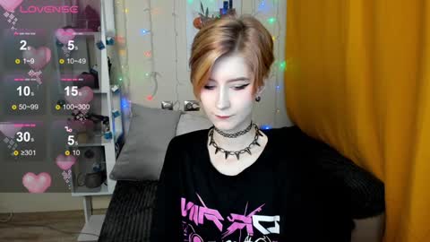 Snapshot of julescrown chatting on 12, 12, 2024 Jules online show from 12, 12, 2024