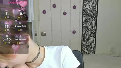 Snapshot of julescrown chatting on 28, 12, 2024 Jules online show from 28, 12, 2024