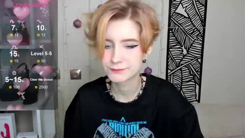 Snapshot of julescrown chatting on 13, 1, 2025 Jules online show from 13, 1, 2025