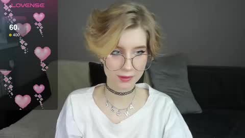 Snapshot of julescrown chatting on 22, 2, 2025 Jules online show from 22, 2, 2025