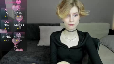 Snapshot of julescrown chatting on 2, 3, 2025 Jules online show from 2, 3, 2025