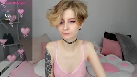 Snapshot of julescrown chatting on 11, 3, 2025 Jules online show from 11, 3, 2025