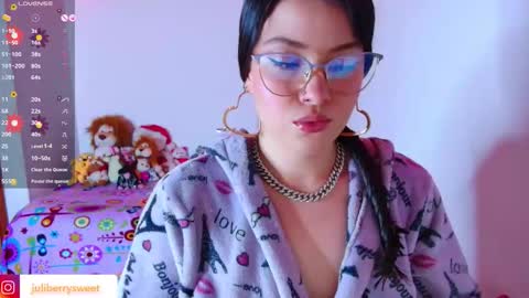 Juliana online show from 26, 11, 2025