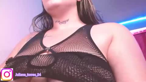 Snapshot of juli_69 chatting on 16, 12, 2024  Juliana Torres  online show from 16, 12, 2024