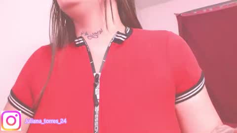 Snapshot of juli_69 chatting on 22, 12, 2024  Juliana Torres  online show from 22, 12, 2024