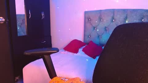 Snapshot of juli_69 chatting on 7, 3, 2025  Juliana Torres  online show from 7, 3, 2025