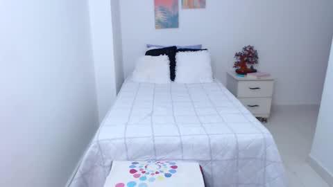 julia online show from 9, 2, 2025