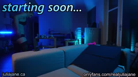 Julia Jane online show from 5, 2, 2026