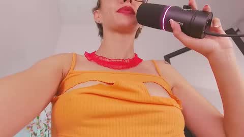 Julia Schedule 10 pm to 4  am GTM-5 online show from 9, 2, 2025