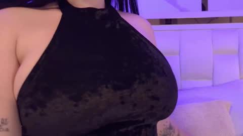 julia_sm online show from 27, 3, 2026