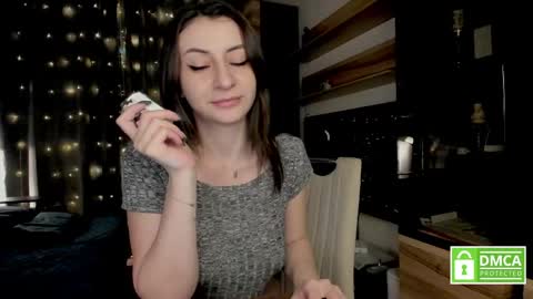 julia_t_mog online show from 31, 3, 2026