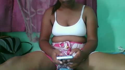 juliah02 online show from 7, 2, 2025