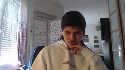 Julian1265 online show from 4, 3, 2026