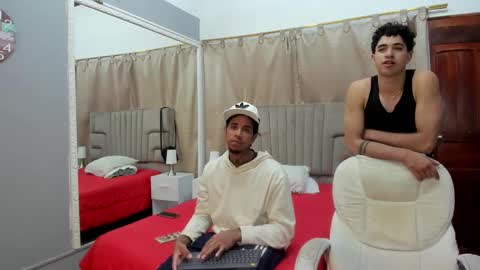 julian billy online show from 24, 1, 2025