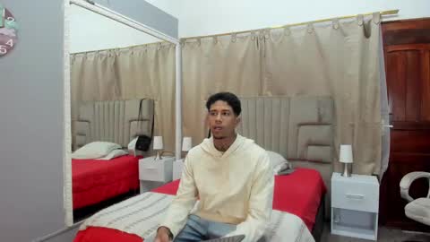 julian billy online show from 30, 1, 2025