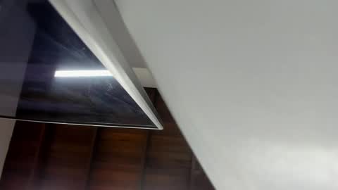 julian billy online show from 28, 2, 2025