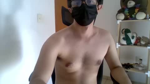 Julian Mora online show from 9, 3, 2025