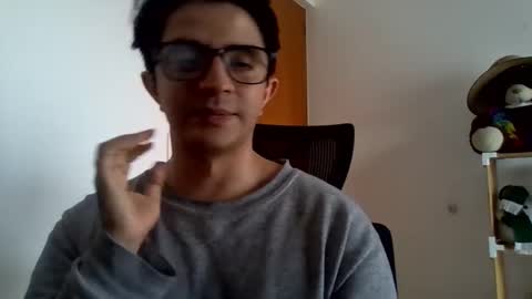 Julian Mora online show from 1, 11, 2025