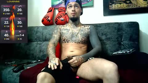 Julian independent model online show from 3, 10, 2025