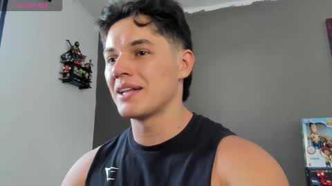 Snapshot of julian_wallace1 chatting on 20, 5, 2026 julian_wallace1 online show from 20, 5, 2026