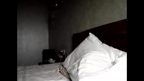 julianagold1 online show from 5, 1, 2026