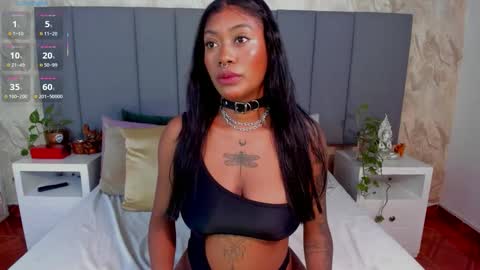 juli online show from 4, 11, 2025