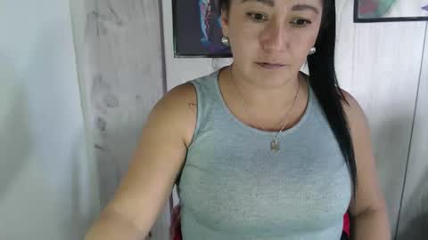 julianawet_25 online show from 16, 1, 2026
