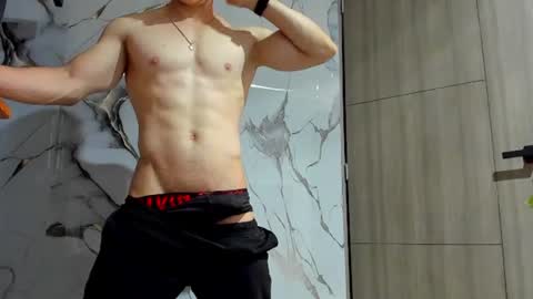 Snapshot of juliansexxx16 chatting on 4, 7, 2026 Julian online show from 4, 7, 2026