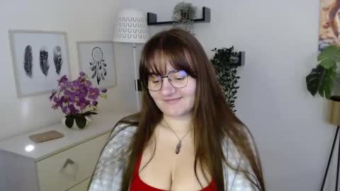 Julie online show from 13, 10, 2025