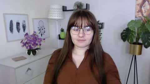 Julie online show from 16, 10, 2025