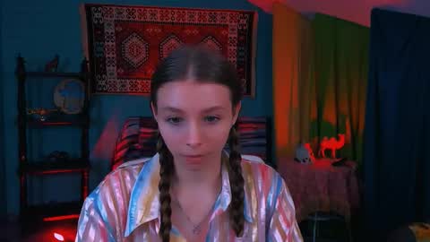 juliedaniel online show from 23, 9, 2025