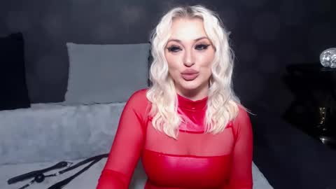 Snapshot of juliediamond chatting on 28, 2, 2025 julia online show from 28, 2, 2025