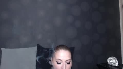 Snapshot of juliediamond chatting on 20, 10, 2025 julia online show from 20, 10, 2025