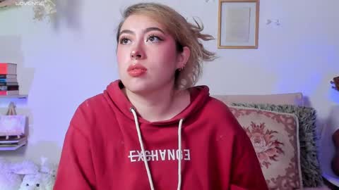 Juli  online show from 12, 4, 2026