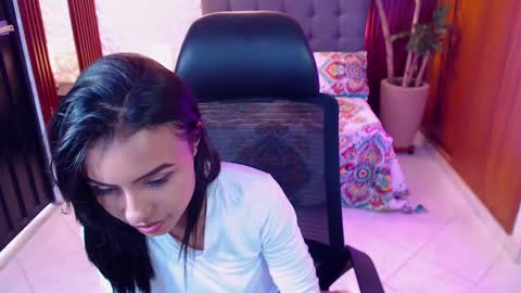 julieta_fn online show from 21, 2, 2025