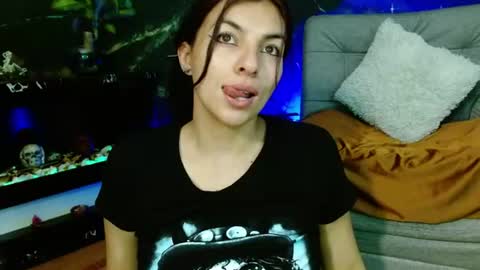 Snapshot of julieth_sex1 chatting on 3, 7, 2026 online show from 3, 7, 2026