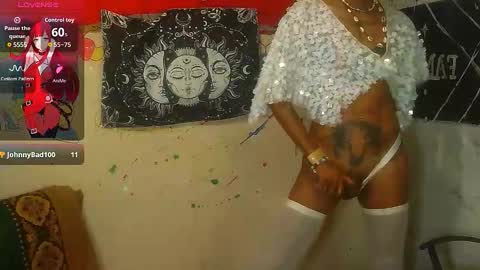 Julieth Wolf online show from 2, 12, 2025