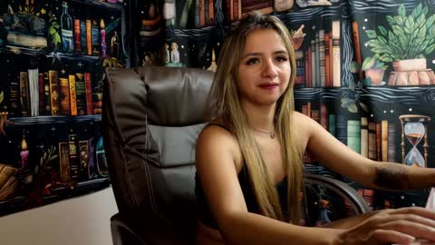 Julietta Jackson online show from 21, 12, 2024