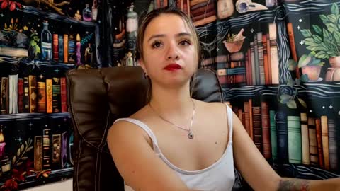 Julietta Jackson online show from 4, 1, 2025