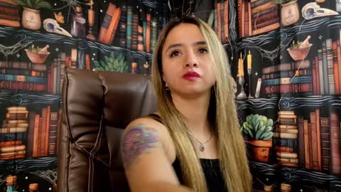 Julietta Jackson online show from 31, 1, 2025